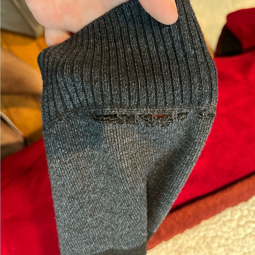 True Rocks Sweater - Picture 6 of 7